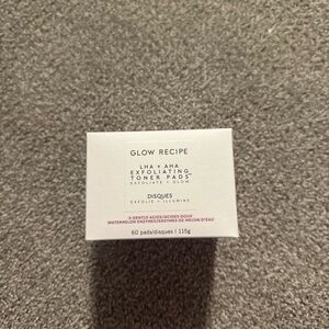 Glow Recipe Exfoliating Toner Pads